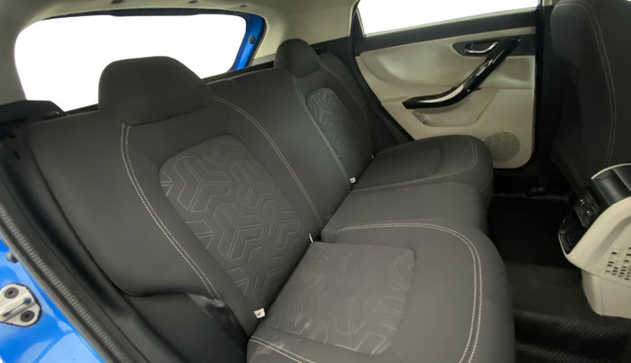 2020 Tata NEXON XZ PETROL, Petrol, Manual, 1,06,567 km, Right Side Rear Door Cabin