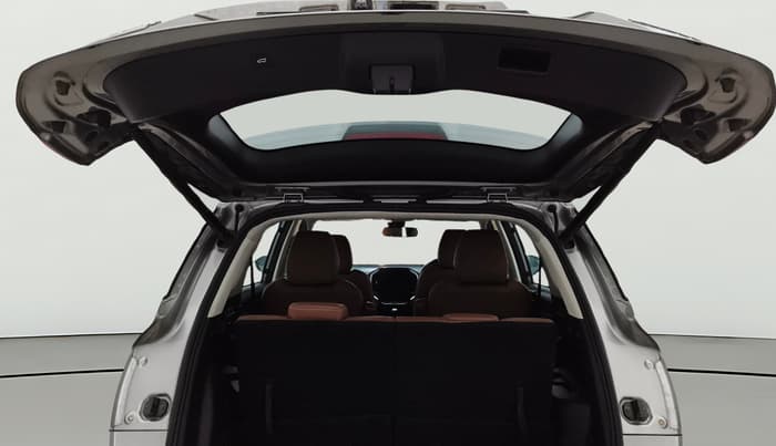 2022 MG HECTOR PLUS SHARP 2.0 DIESEL TURBO MT 6-STR, Diesel, Manual, 72,032 km, Boot Door Open