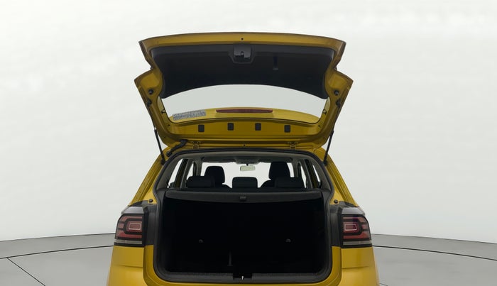 2021 Volkswagen TAIGUN  GT PLUS 1.5 TSI MT, Petrol, Manual, 69,553 km, Boot Door Open