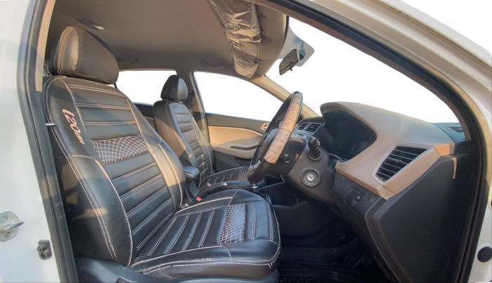 2018 Hyundai Elite i20 SPORTZ 1.4 CRDI, Diesel, Manual, 41,551 km, Right Side Front Door Cabin