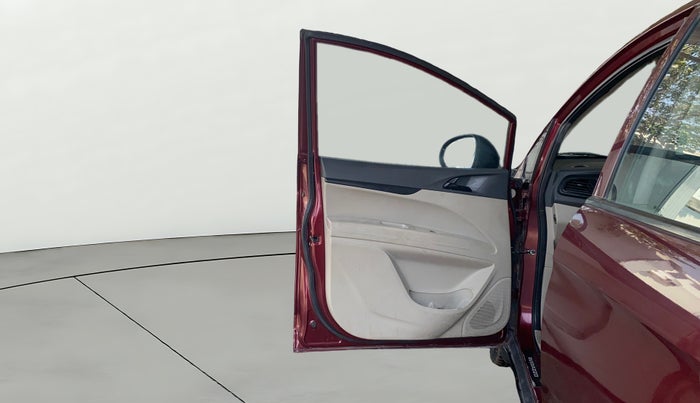 2019 Mahindra MARAZZO M2 7STR, Diesel, Manual, 69,853 km, LHS Front Door