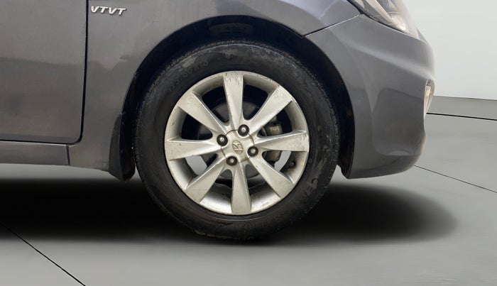 2013 Hyundai Verna FLUIDIC 1.6 VTVT SX, Petrol, Manual, 51,992 km, Right Front Wheel