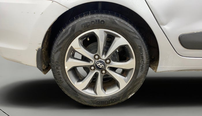 2014 Hyundai Xcent SX AT 1.2 (O), Petrol, Automatic, 88,100 km, Right Rear Wheel