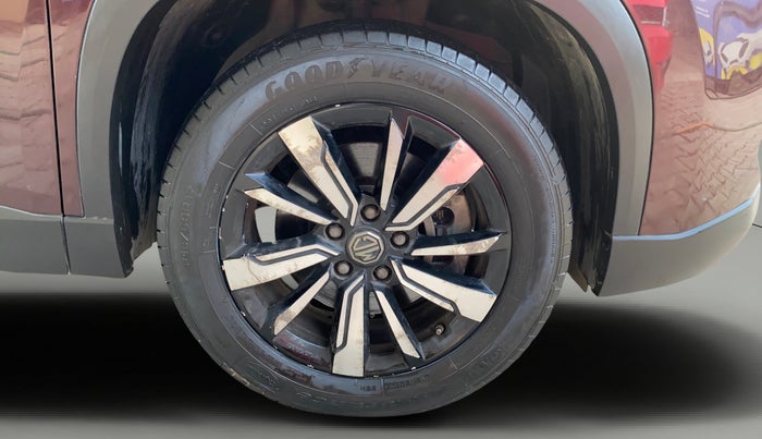 2019 MG HECTOR SHARP HYBRID 1.5 PETROL, Petrol, Manual, 50,132 km, Right Front Wheel