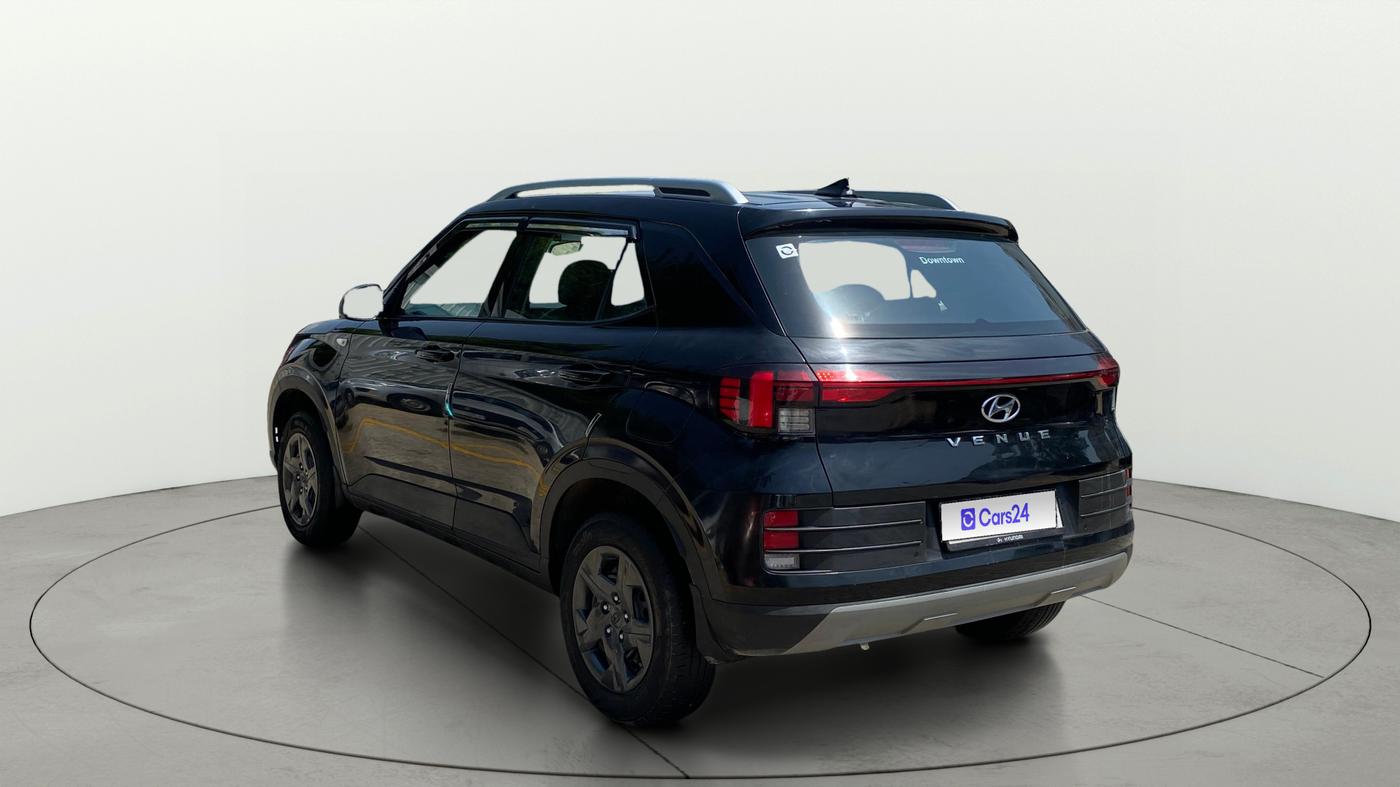 2023 Hyundai VENUE S 1.2, Petrol, Manual, 13,152 km, Left Back Diagonal