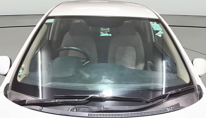 2017 Hyundai Xcent SX 1.2, CNG, Manual, 98,544 km, Front Windshield