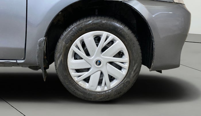 2016 Toyota Etios Liva GD, Diesel, Manual, 1,08,063 km, Right Front Wheel