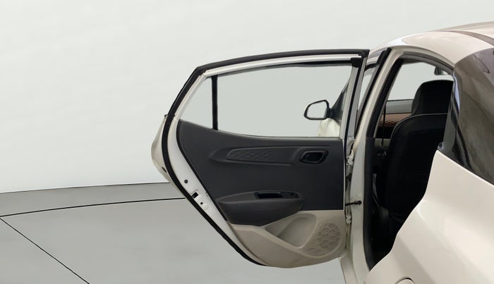 2020 Hyundai AURA S 1.2 CNG, CNG, Manual, 94,746 km, LHS Rear Door