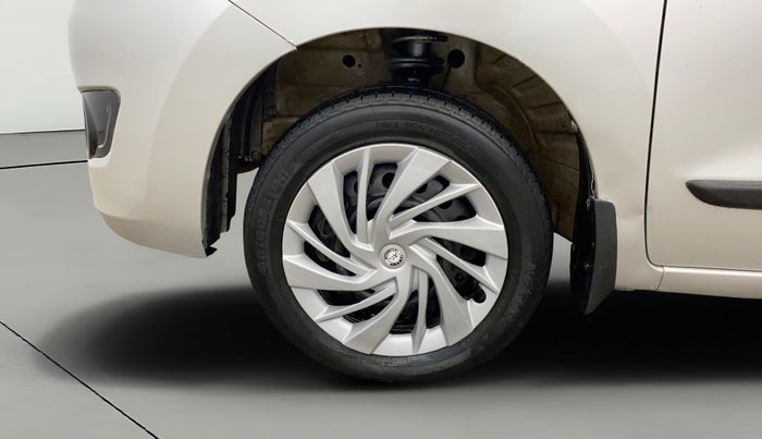2015 Maruti Wagon R 1.0 VXI, Petrol, Manual, 46,095 km, Left Front Wheel
