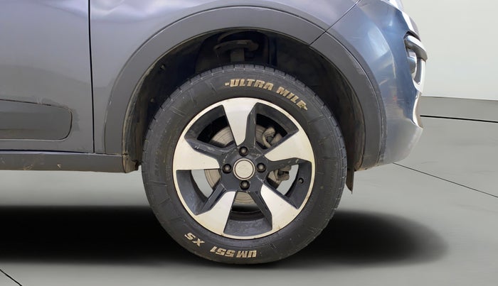 2018 Tata NEXON XZA PLUS PETROL, Petrol, Automatic, 94,704 km, Right Front Wheel