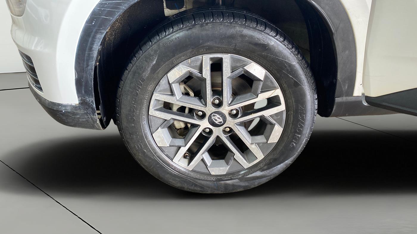 2023 Hyundai VENUE SX (O) MT 1.0 Turbo, Petrol, Manual, 45,050 km, Left Front Wheel