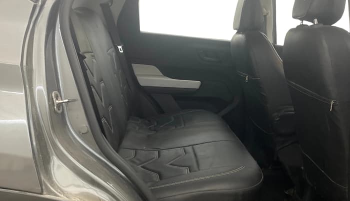 2024 Tata PUNCH ACCOMPLISHED AMT, Petrol, Automatic, 22,291 km, Right Side Rear Door Cabin