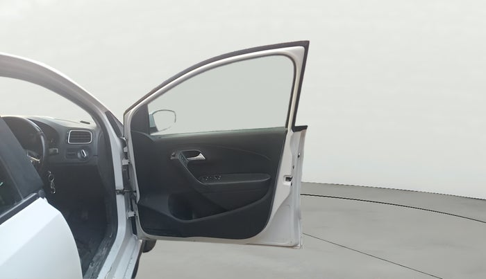 2020 Volkswagen Polo HIGHLINE PLUS 1.0L TSI, Petrol, Manual, 61,014 km, RHS Front Door