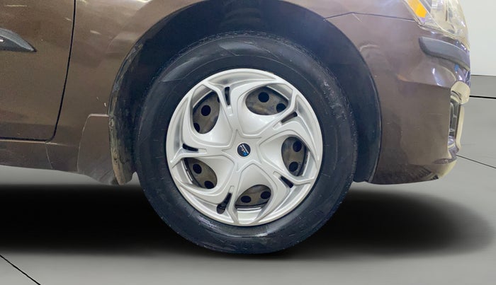 2017 Maruti Ciaz DELTA 1.4 MT PETROL, Petrol, Manual, 63,248 km, Right Front Wheel