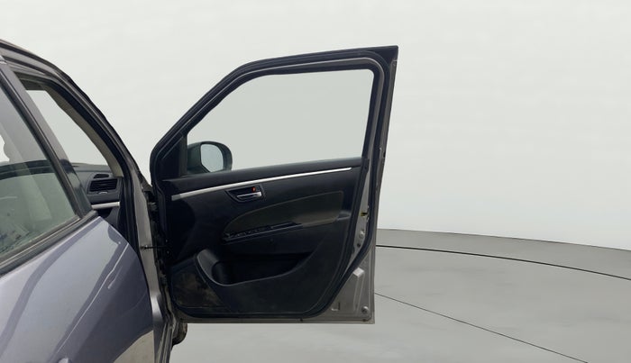 2013 Maruti Swift VXI, Petrol, Manual, 87,697 km, RHS Front Door