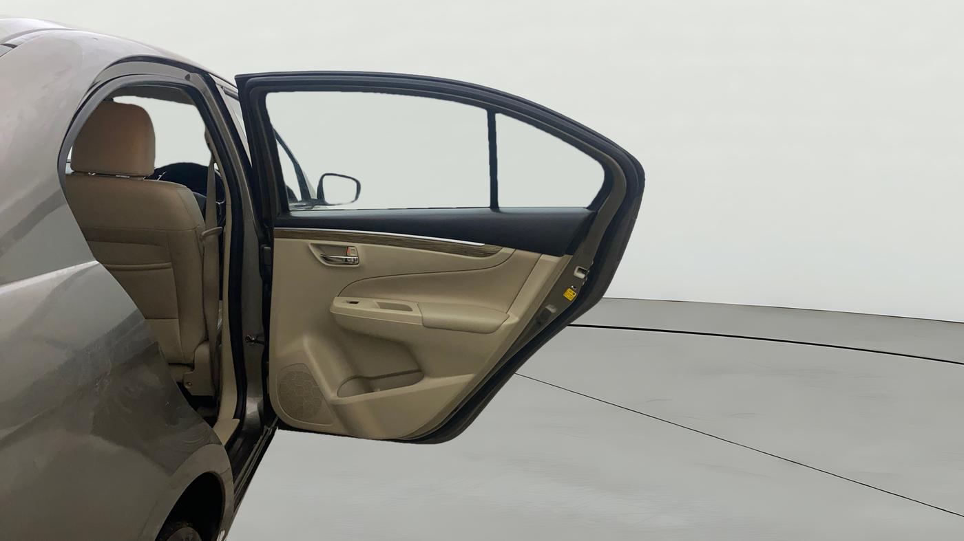 2020 Maruti Ciaz ALPHA  AT 1.5 SHVS PETROL, Petrol, Automatic, 85,198 km, RHS Rear Door