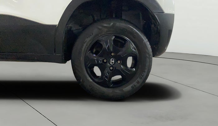 2022 Tata PUNCH ACCOMPLISHED MT, Petrol, Manual, 11,567 km, Left Rear Wheel