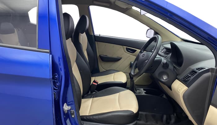 2014 Hyundai Eon D-LITE+, Petrol, Manual, 31,889 km, Right Side Front Door Cabin