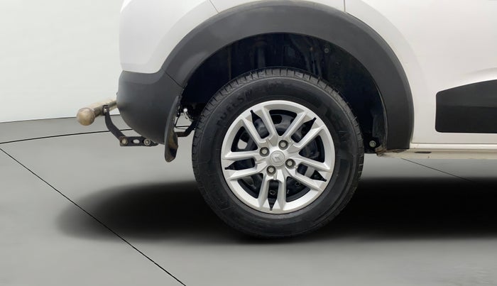 2023 Renault TRIBER RXT, Petrol, Manual, 9,279 km, Right Rear Wheel