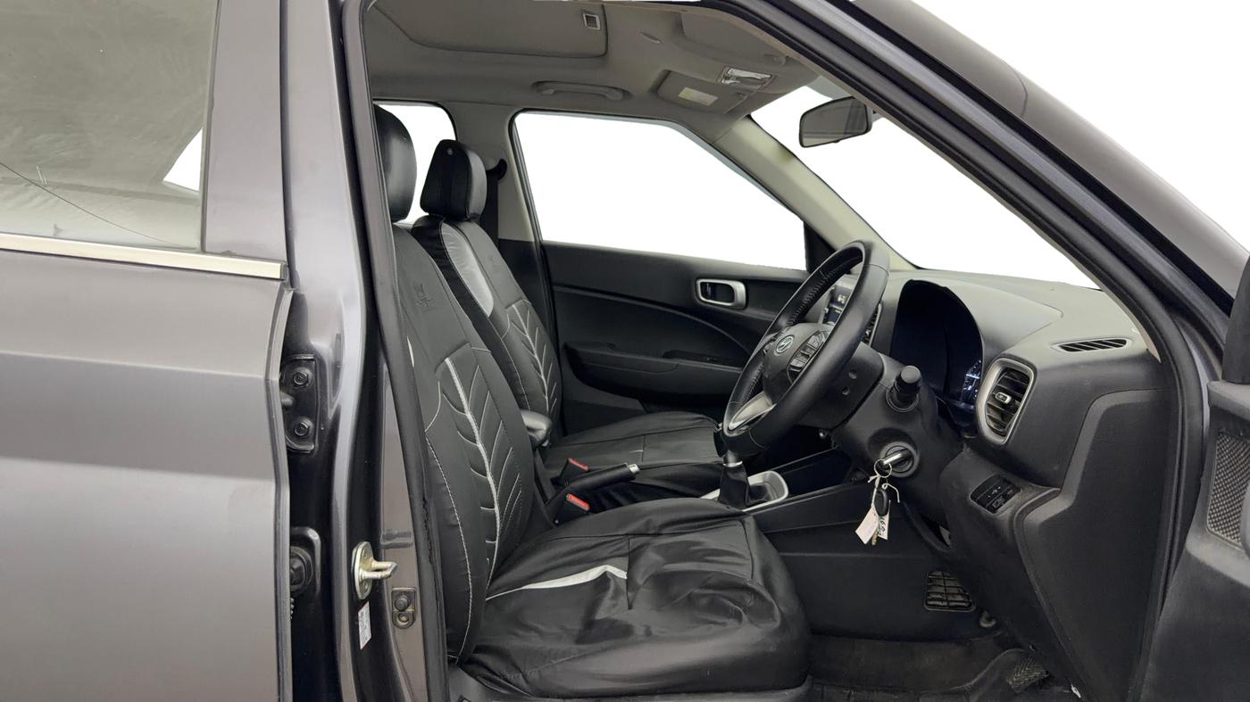 2021 Hyundai VENUE SX 1.0 TURBO, Petrol, Manual, 52,976 km, Right Side Front Door Cabin