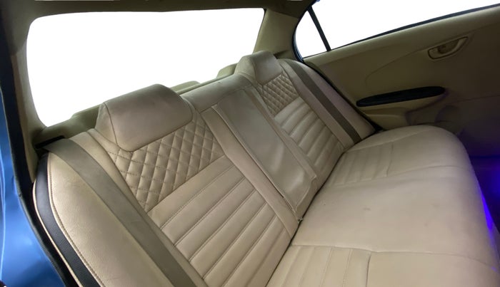 2014 Honda Amaze 1.2L I-VTEC EX, Petrol, Manual, 1,12,676 km, Right Side Rear Door Cabin