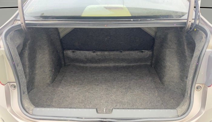 2014 Honda City 1.5L I-VTEC SV, Petrol, Manual, 40,431 km, Boot Open Zoomed View