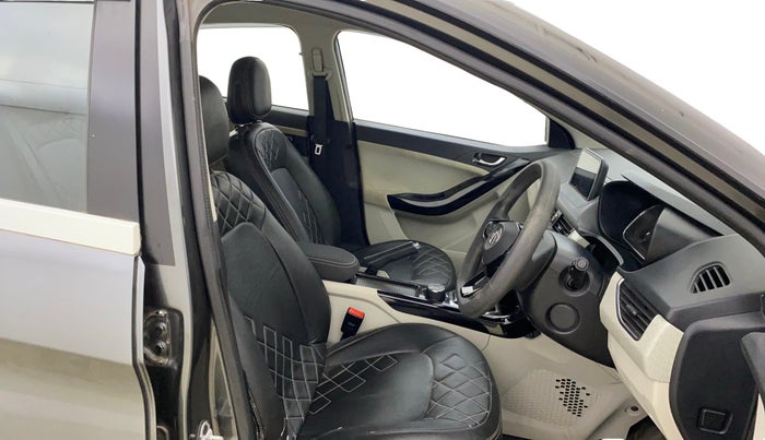2020 Tata NEXON XZA PLUS PETROL, Petrol, Automatic, 32,438 km, Right Side Front Door Cabin