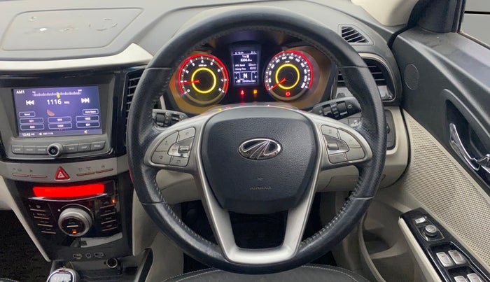 2019 Mahindra XUV300 W8 1.2 PETROL, Petrol, Manual, 58,517 km, Steering Wheel Close Up