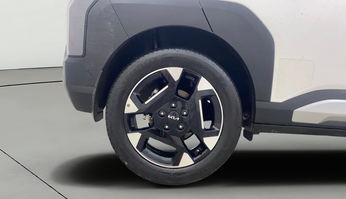 2025 KIA SYROS HTX Plus (O) 1.0 Turbo 7DCT, Petrol, Automatic, 6,787 km, Right Rear Wheel