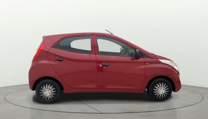 2016 Hyundai Eon ERA +, Petrol, Manual, 27,888 km, Right Side View