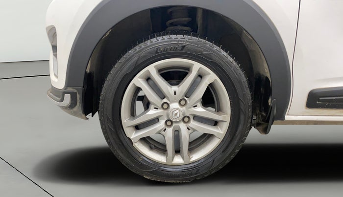 2020 Renault TRIBER RXZ AMT, Petrol, Automatic, 30,721 km, Left Front Wheel