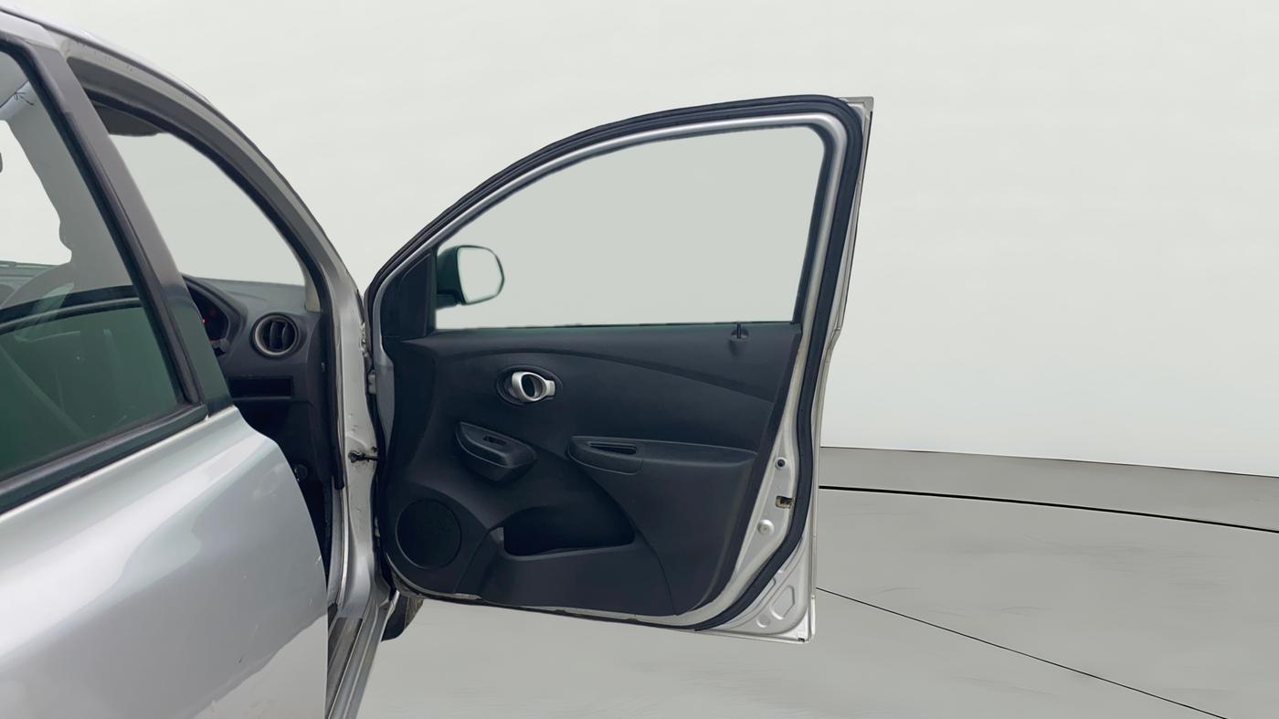 2018 Datsun Go Plus T, Petrol, Manual, 92,703 km, RHS Front Door