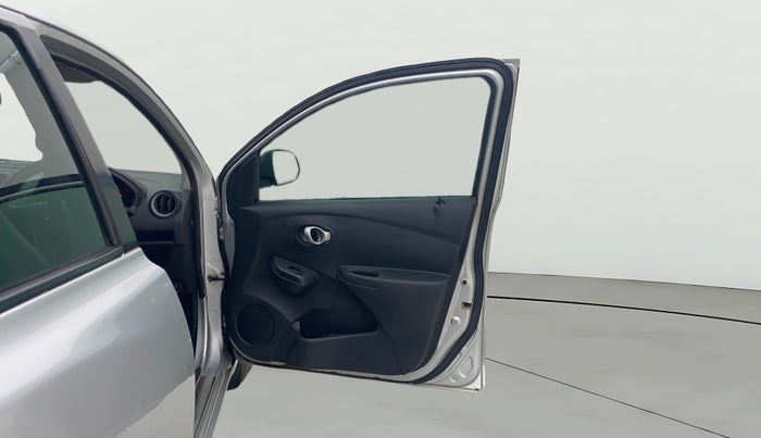 2018 Datsun Go Plus T, Petrol, Manual, 92,810 km, RHS Front Door