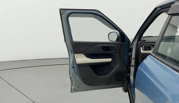 2023 Tata PUNCH ACCOMPLISHED DAZZLE SUNROOF CNG MT, CNG, Manual, 90,529 km, LHS Front Door
