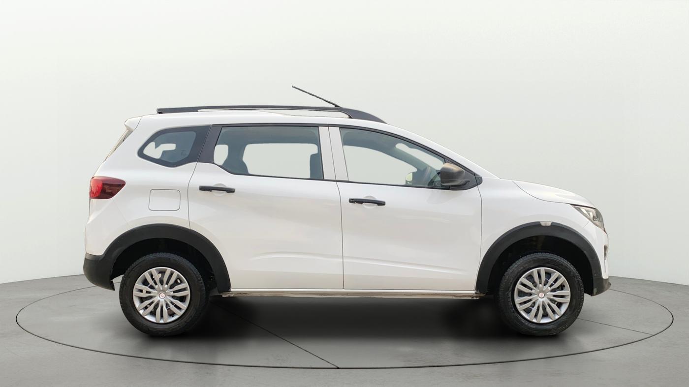 2022 Renault TRIBER RXL MT, CNG, Manual, 51,509 km, Right Side View