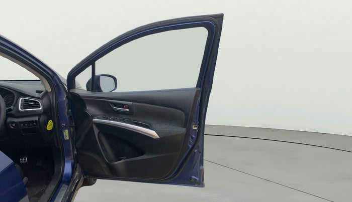 2018 Maruti S Cross ZETA 1.3, Diesel, Manual, 1,34,311 km, RHS Front Door