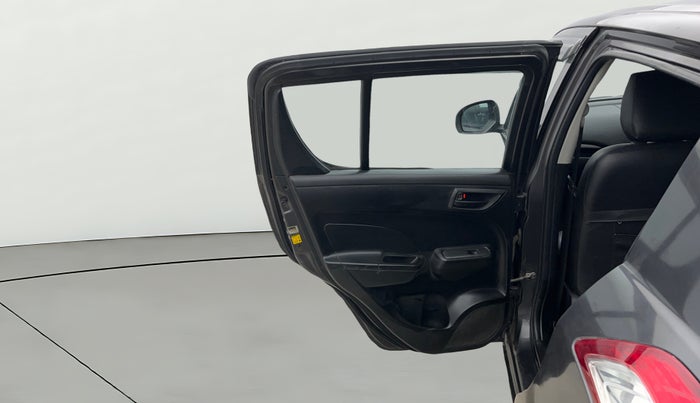 2017 Maruti Swift LXI (O), CNG, Manual, 55,843 km, LHS Rear Door