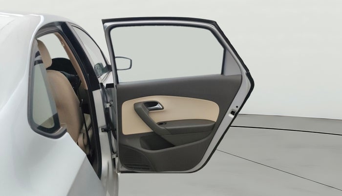 2013 Volkswagen Vento HIGHLINE DIESEL 1.6, Diesel, Manual, 85,883 km, RHS Rear Door