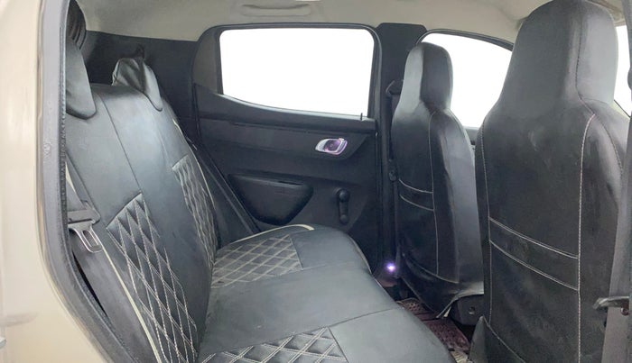 2019 Renault Kwid RXT 0.8 (O), Petrol, Manual, 59,071 km, Right Side Rear Door Cabin