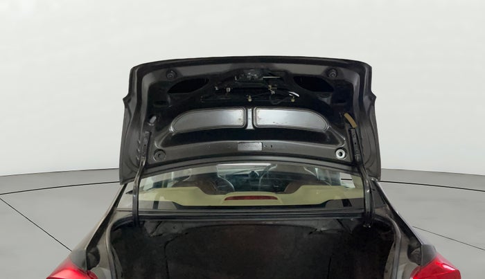 2016 Honda Amaze 1.2L I-VTEC S, Petrol, Manual, 88,804 km, Boot Door Open