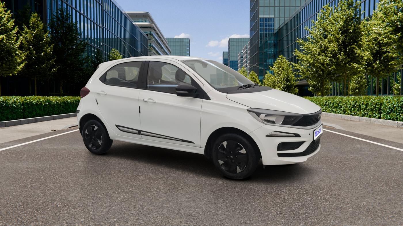 2025 Tata Tiago XTA CNG , CNG, Automatic, 3,158 km, Right Front Diagonal