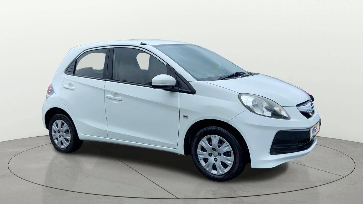 2015 Honda Brio S MT, CNG, Manual, 92,282 km, Right Front Diagonal