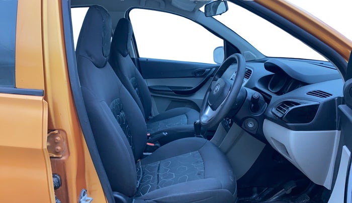 2017 Tata Tiago XT PETROL, Petrol, Manual, 94,455 km, Right Side Front Door Cabin