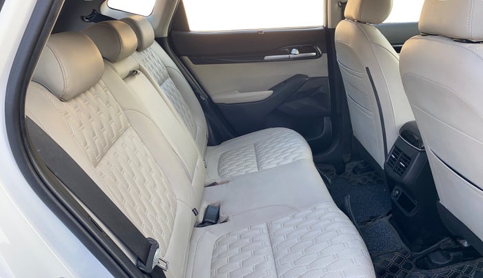 2021 KIA SELTOS HTX 1.5 PETROL, Petrol, Manual, 79,510 km, Right Side Rear Door Cabin