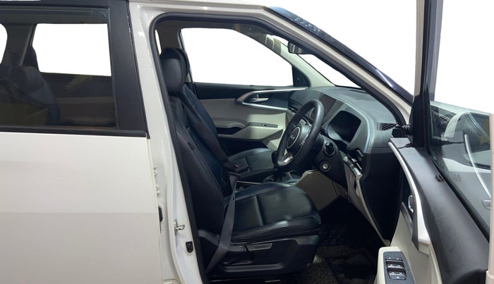 2023 KIA CARENS  PREMIUM 1.5 TURBO PETROL IMT 7 STR, Petrol, Manual, 45,765 km, Right Side Front Door Cabin