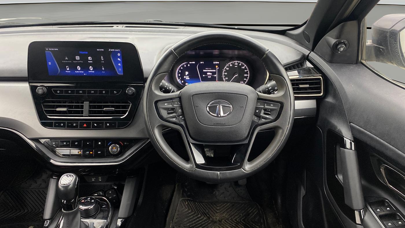 2022 Tata Harrier XZA PLUS 2.0L, Diesel, Automatic, 47,742 km, Steering Wheel Close Up