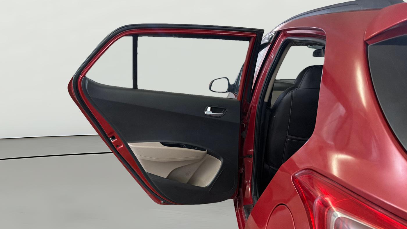 2018 Hyundai Grand i10 SPORTZ AT 1.2 KAPPA VTVT, Petrol, Automatic, 28,328 km, LHS Rear Door
