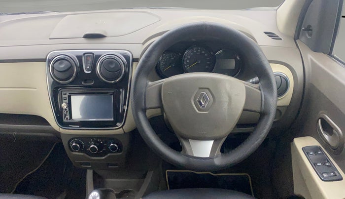 2015 Renault Lodgy 110 PS RXL 8STR, Diesel, Manual, 53,119 km, Steering Wheel Close Up