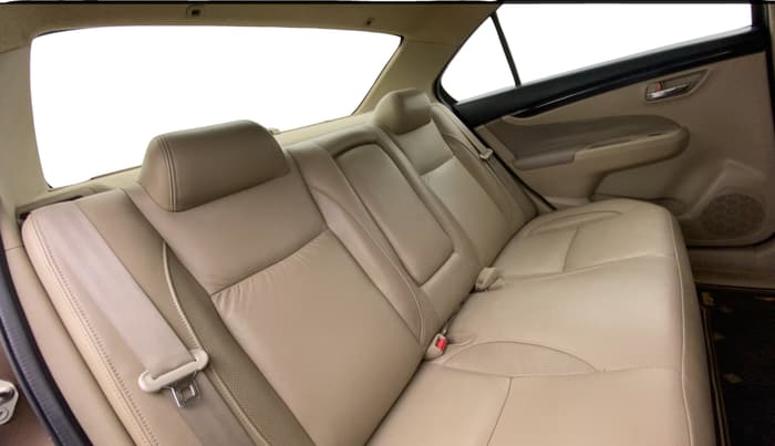 2015 Maruti Ciaz ZXI+, Petrol, Manual, 1,18,993 km, Right Side Rear Door Cabin