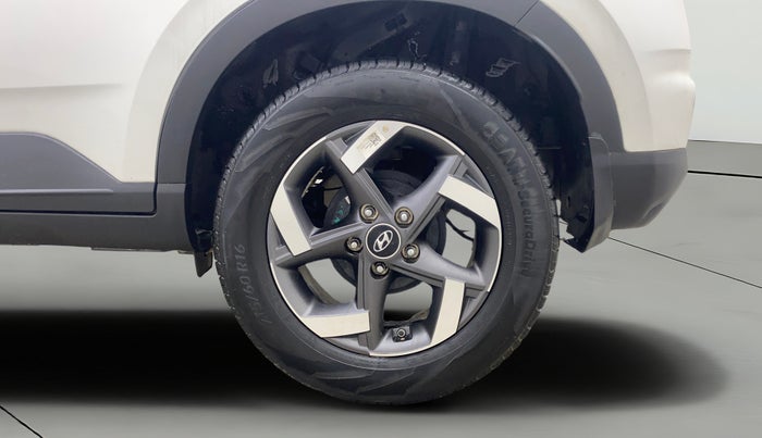 2022 Hyundai VENUE SX PLUS 1.0 TURBO DCT, Petrol, Automatic, 7,657 km, Left Rear Wheel